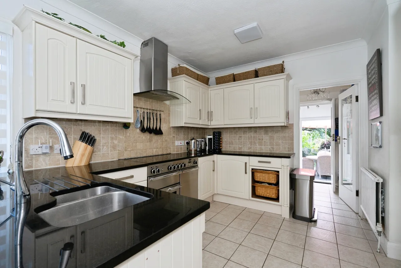 Broadview Gardens, High Salvington, BN13, photo 11