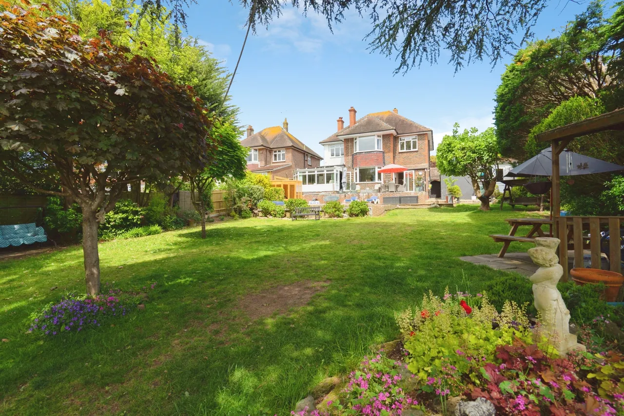4 bed house for sale, Broadview Gardens, High Salvington, BN13