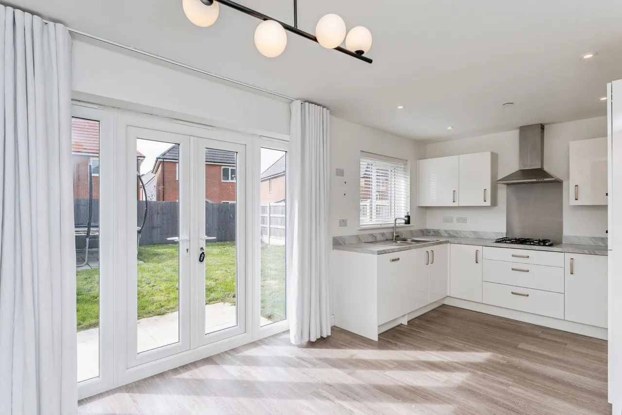 Ffordd Lloyd, Rhyl, LL18, photo 10