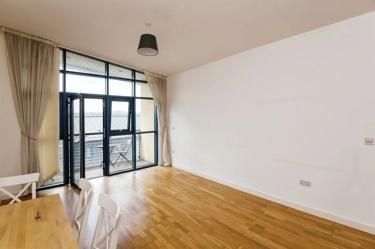 Smythen Street, Exeter, photo 9