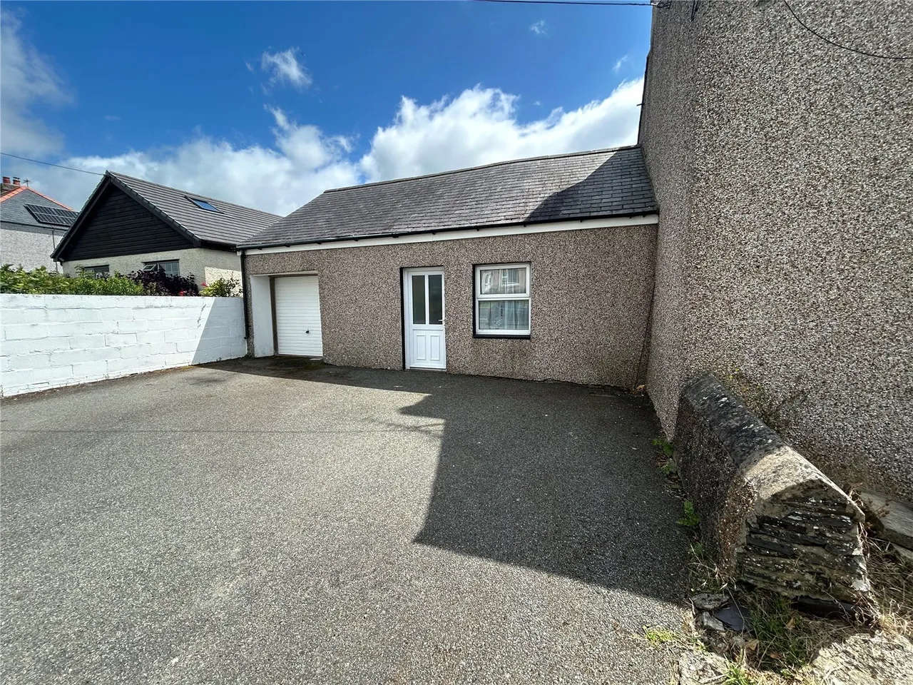 Newborough, LL61, photo 9