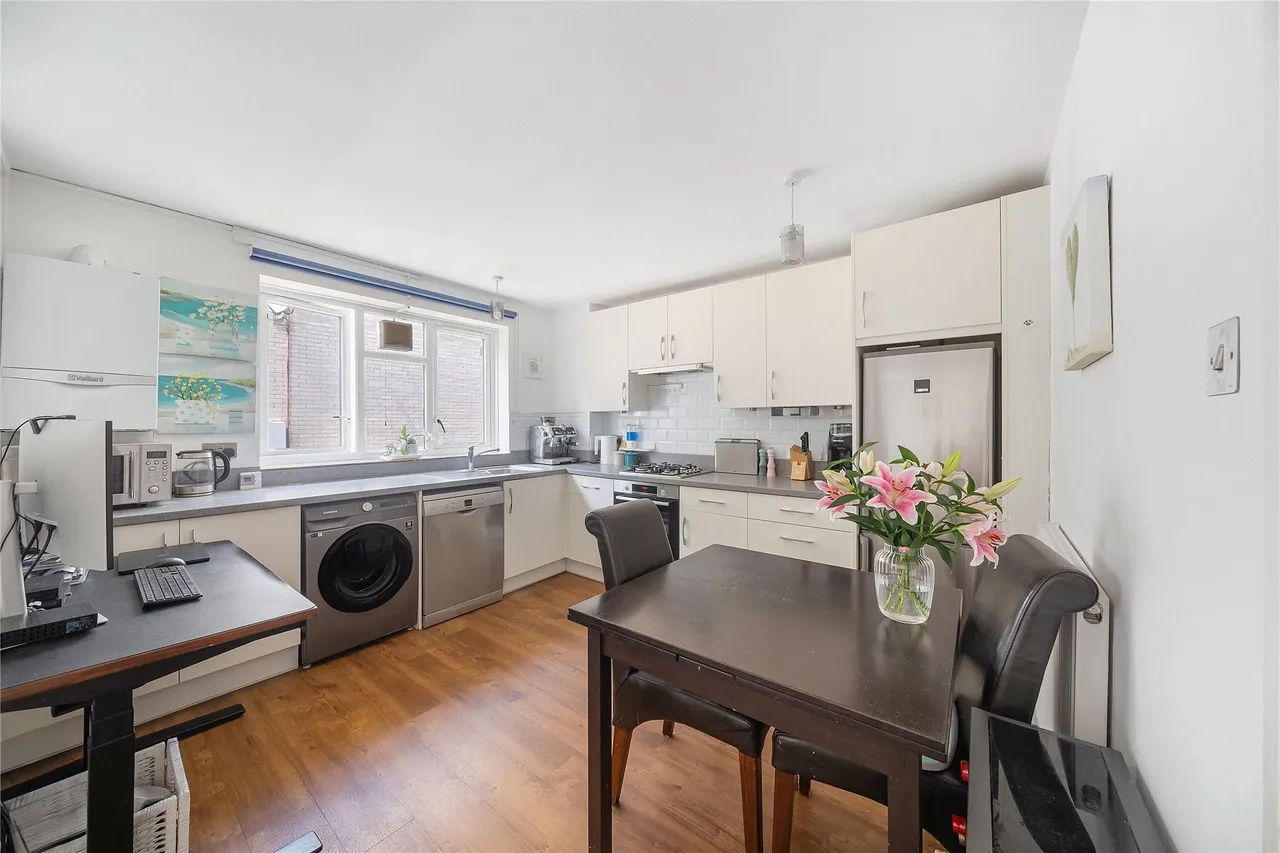 Skeena Hill, Southfields, London, SW18, photo 5