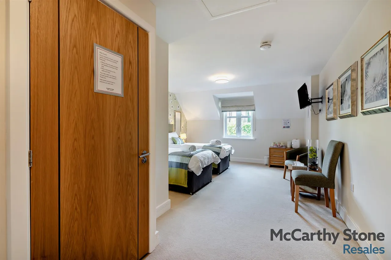 Crowborough Hill, Crowborough, TN6, photo 20