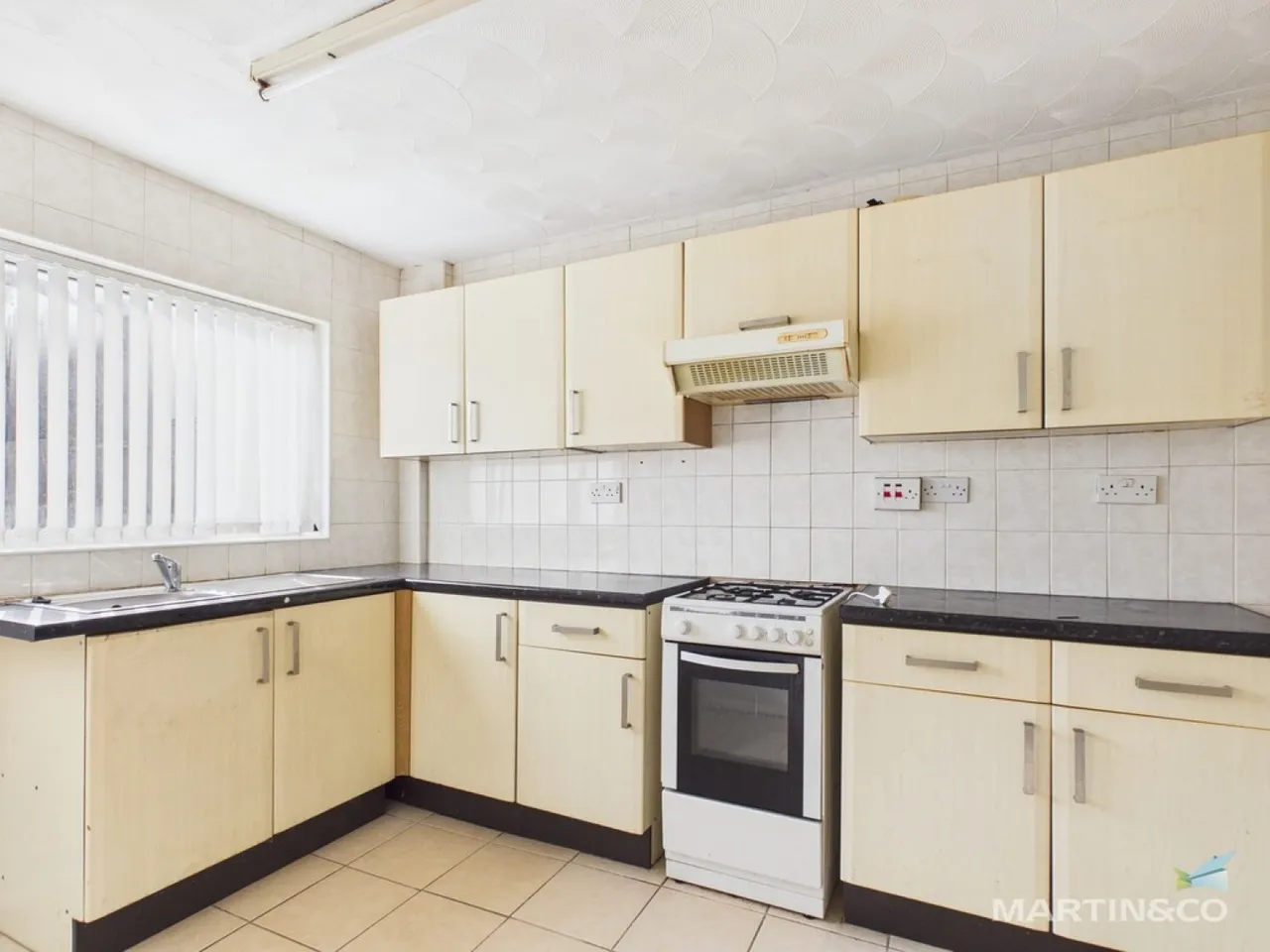 Leeswood Road, Woodchurch, photo 5