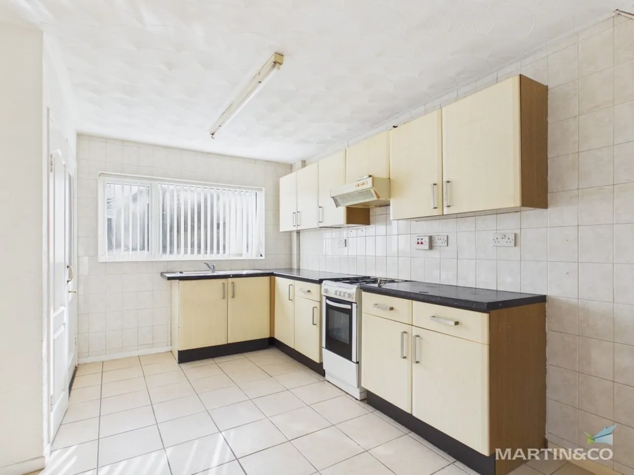 Leeswood Road, Woodchurch, photo 4