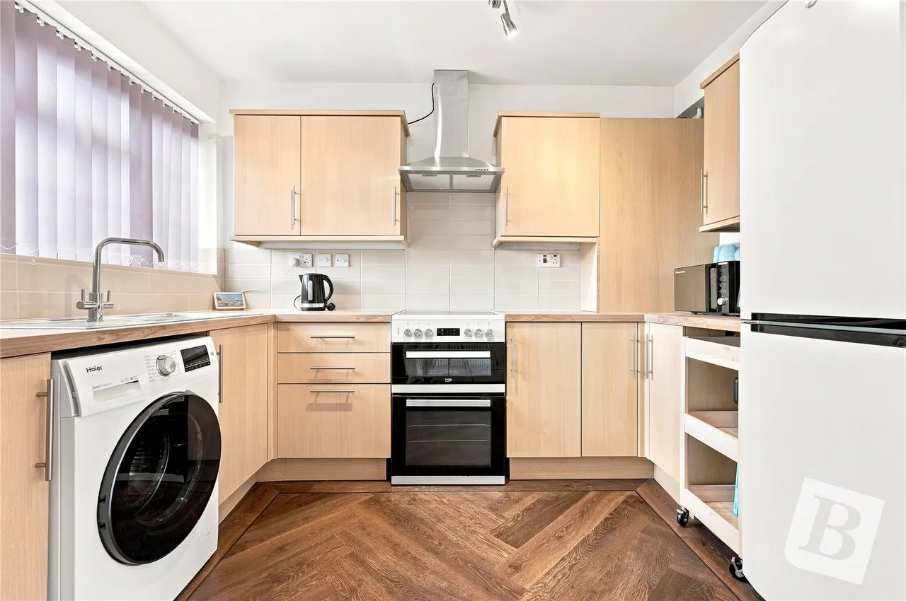Manor Road, South Woodham Ferrers, Essex, CM3, photo 3