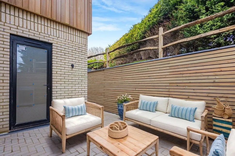 Naildown Road, Hythe, Kent, CT21, photo 2