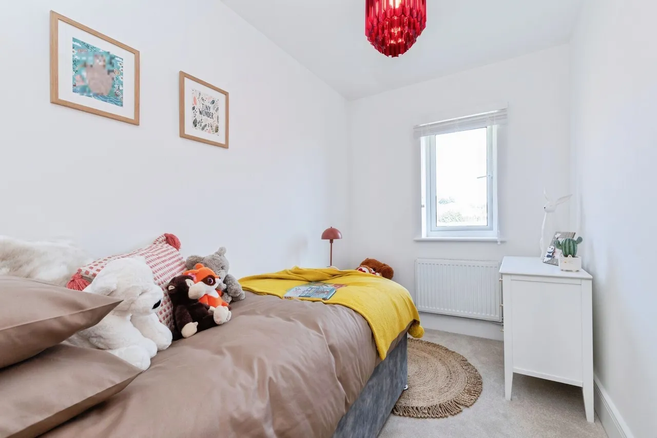 Brockhills Lane, New Milton, photo 7