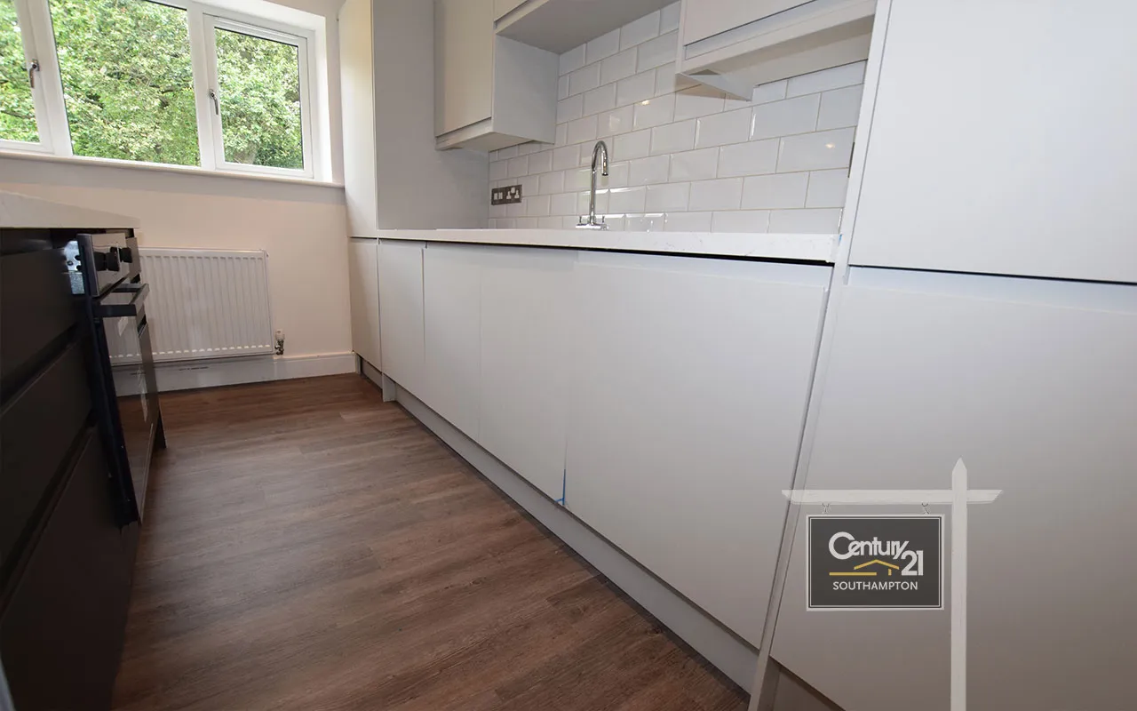 Winchester Road, Southampton, SO16, photo 3