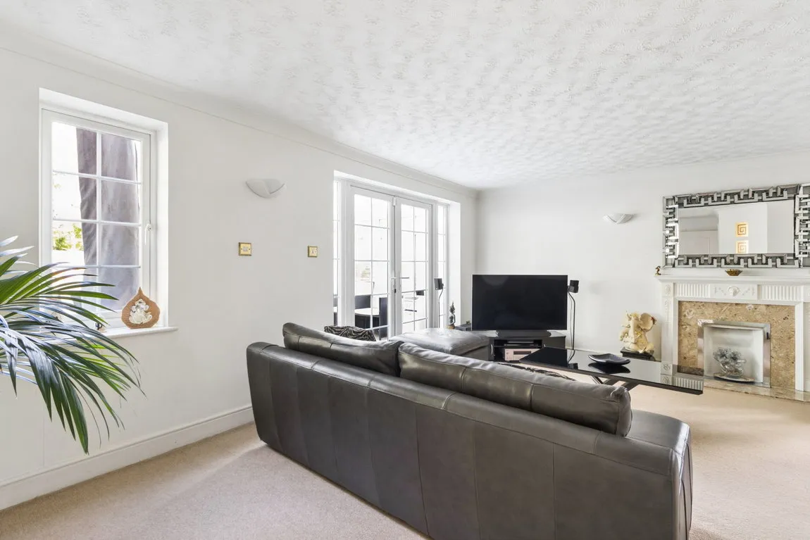 Haywood Park, Chorleywood, WD3, photo 4