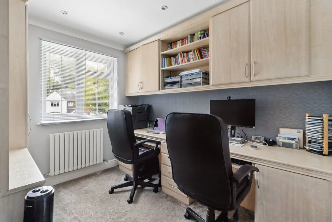 Haywood Park, Chorleywood, WD3, photo 15