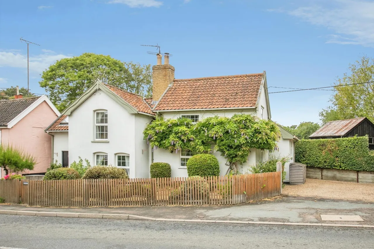 4 bed house for sale — The Street, Earl Soham, Woodbridge, Suffolk, IP13
