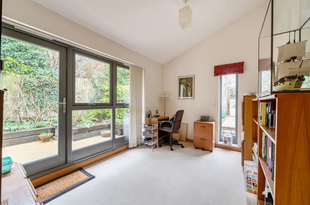 Hazel Court, Winchester, SO22, photo 6