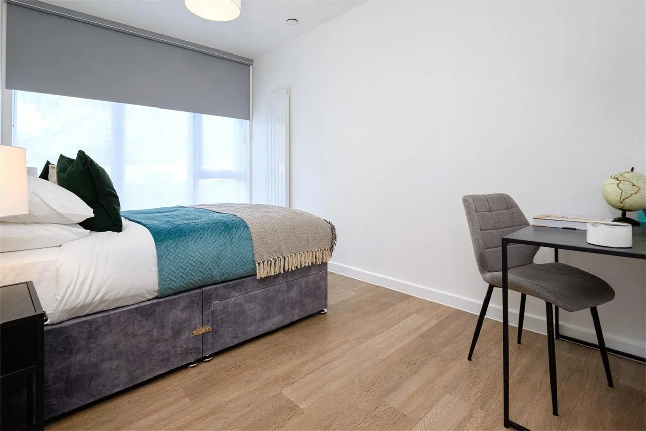 Station Avenue, Walton-On-Thames, KT12, photo 9