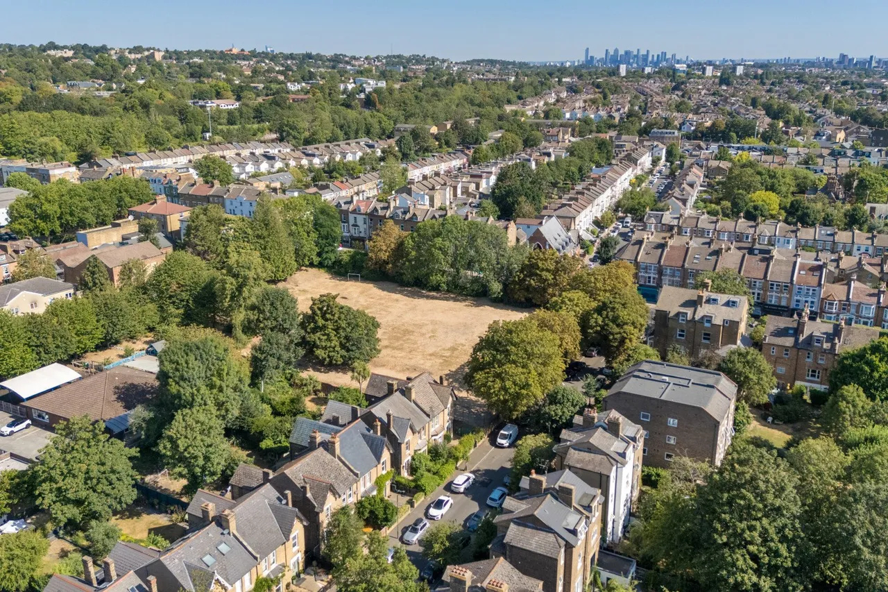 Avington Grove, SE20, photo 17