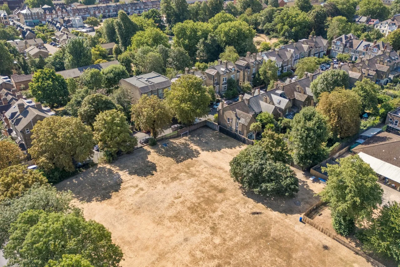 Avington Grove, SE20, photo 24