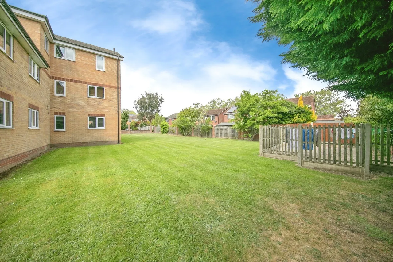 Dorchester End, Colchester, Essex, CO2, photo 4