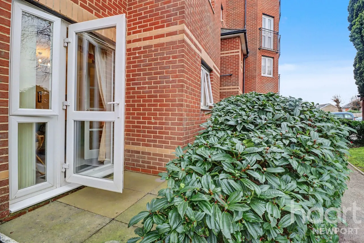 Bassaleg Road, Newport, NP20, photo 18