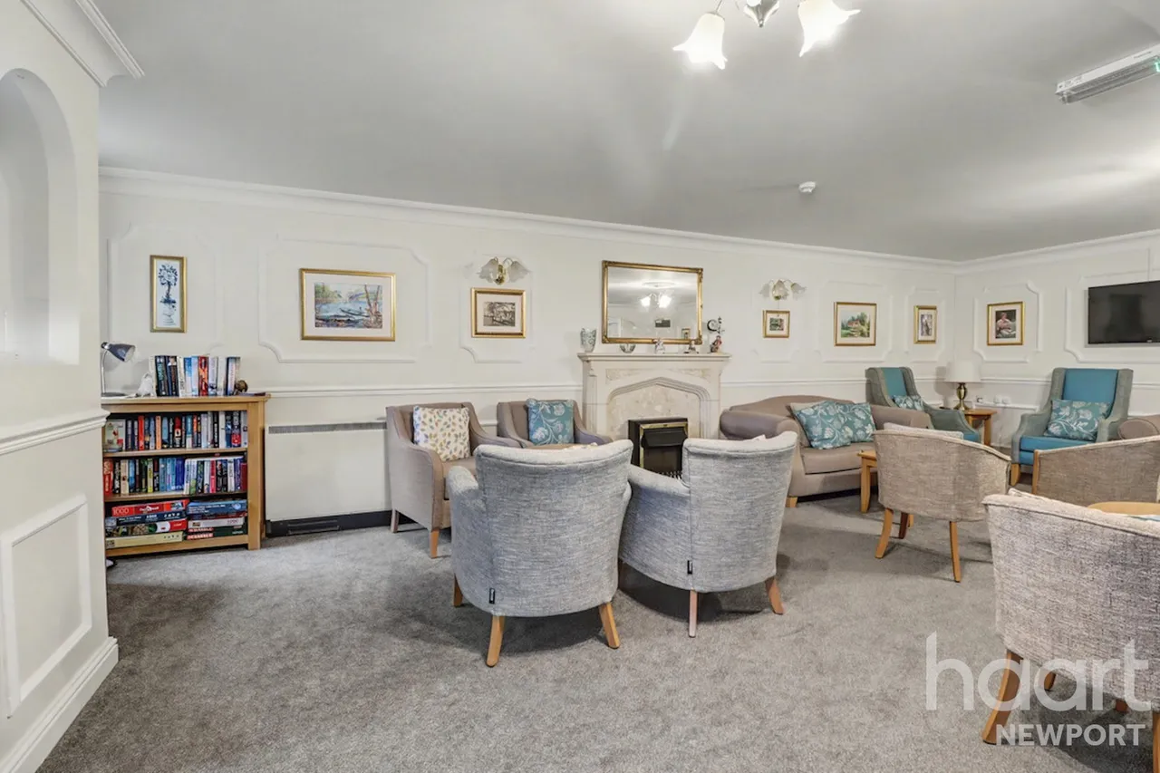 Bassaleg Road, Newport, NP20, photo 22