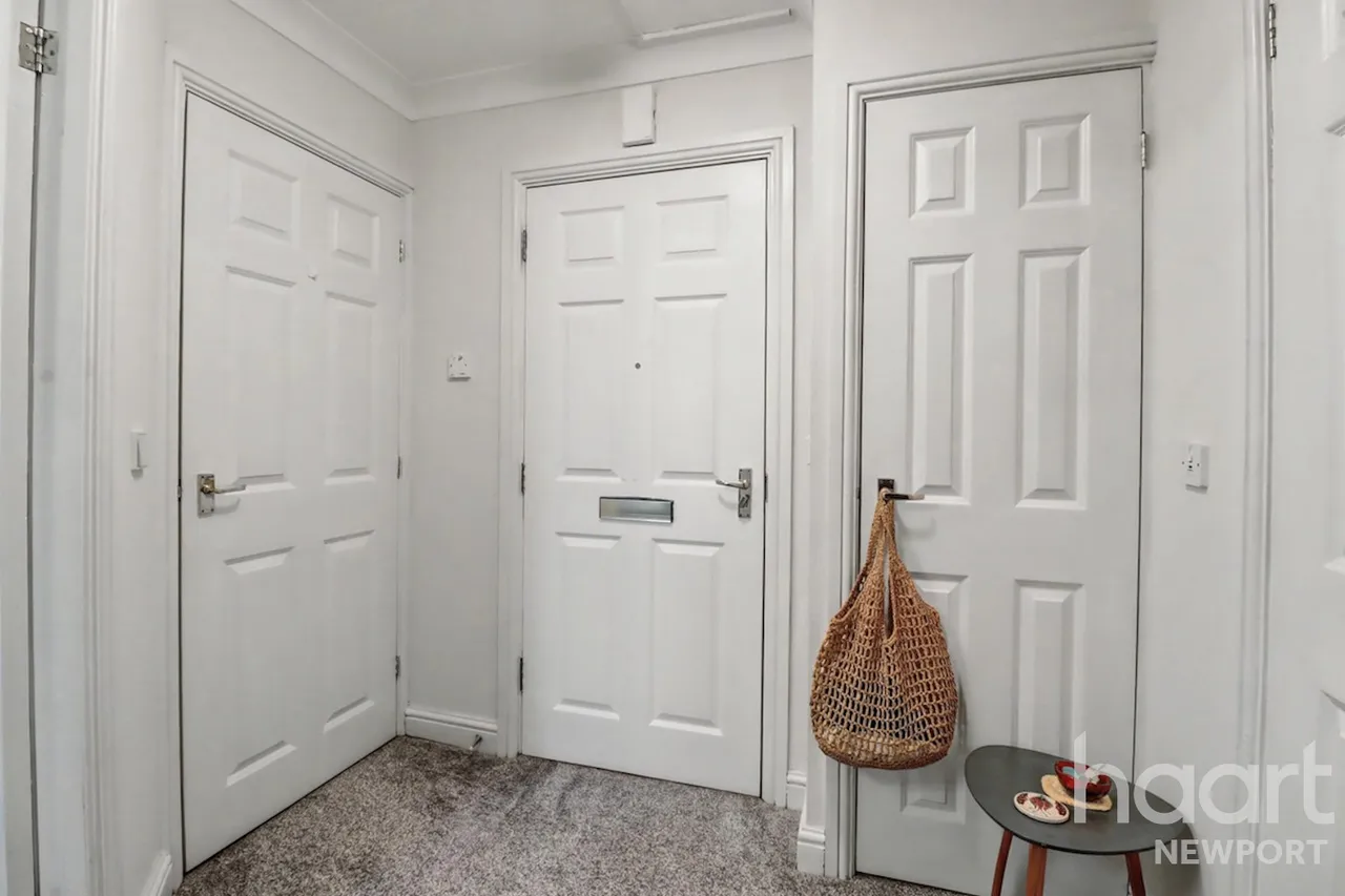 Bassaleg Road, Newport, NP20, photo 2