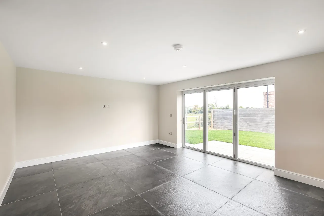Salisbury Road, Abbotts Ann, Andover, Hampshire, SP11 7NX, photo 5