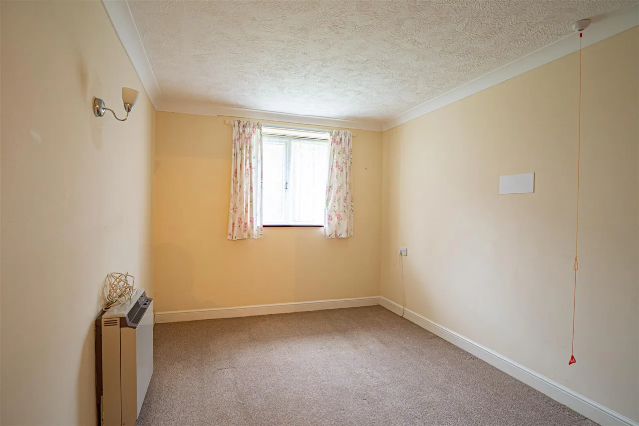 St. Helens Crescent, Hastings, photo 5