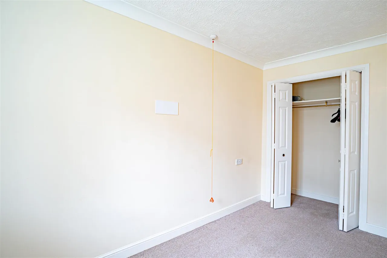 St. Helens Crescent, Hastings, photo 6