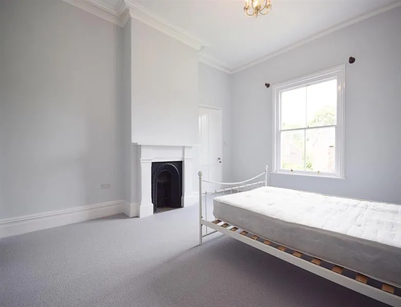 Depleach Road, Cheadle, photo 6