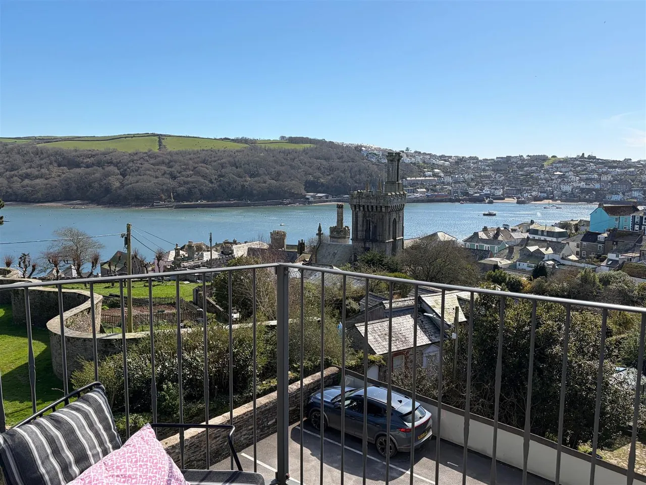 2 bed flat for sale, Place Road, Fowey