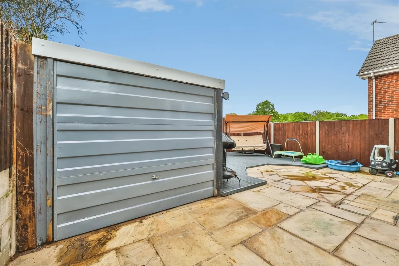 Kenilworth Drive, Ilkeston, DE7, photo 19