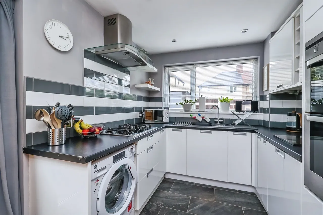 Kenilworth Drive, Ilkeston, DE7, photo 4