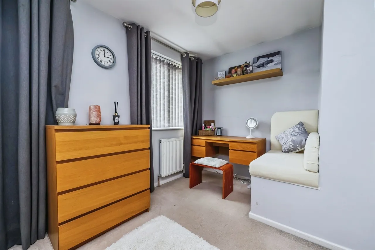 Kenilworth Drive, Ilkeston, DE7, photo 11