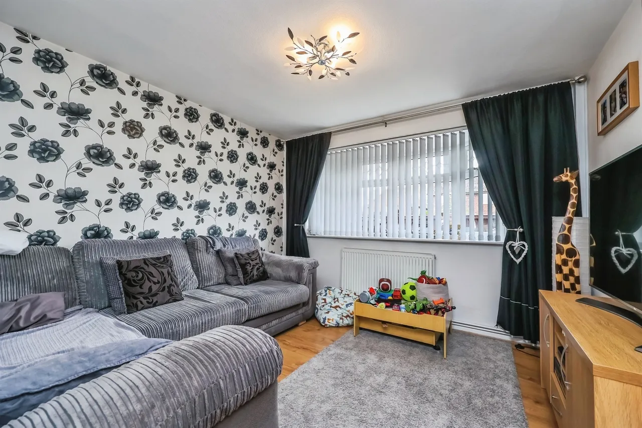 Kenilworth Drive, Ilkeston, DE7, photo 6