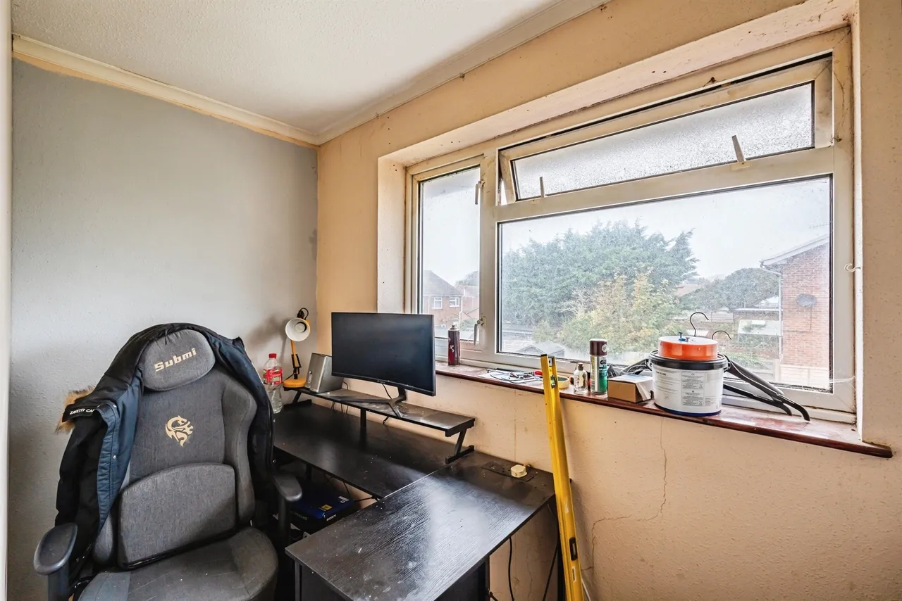 Hythe Crescent, Seaford, BN25, photo 12