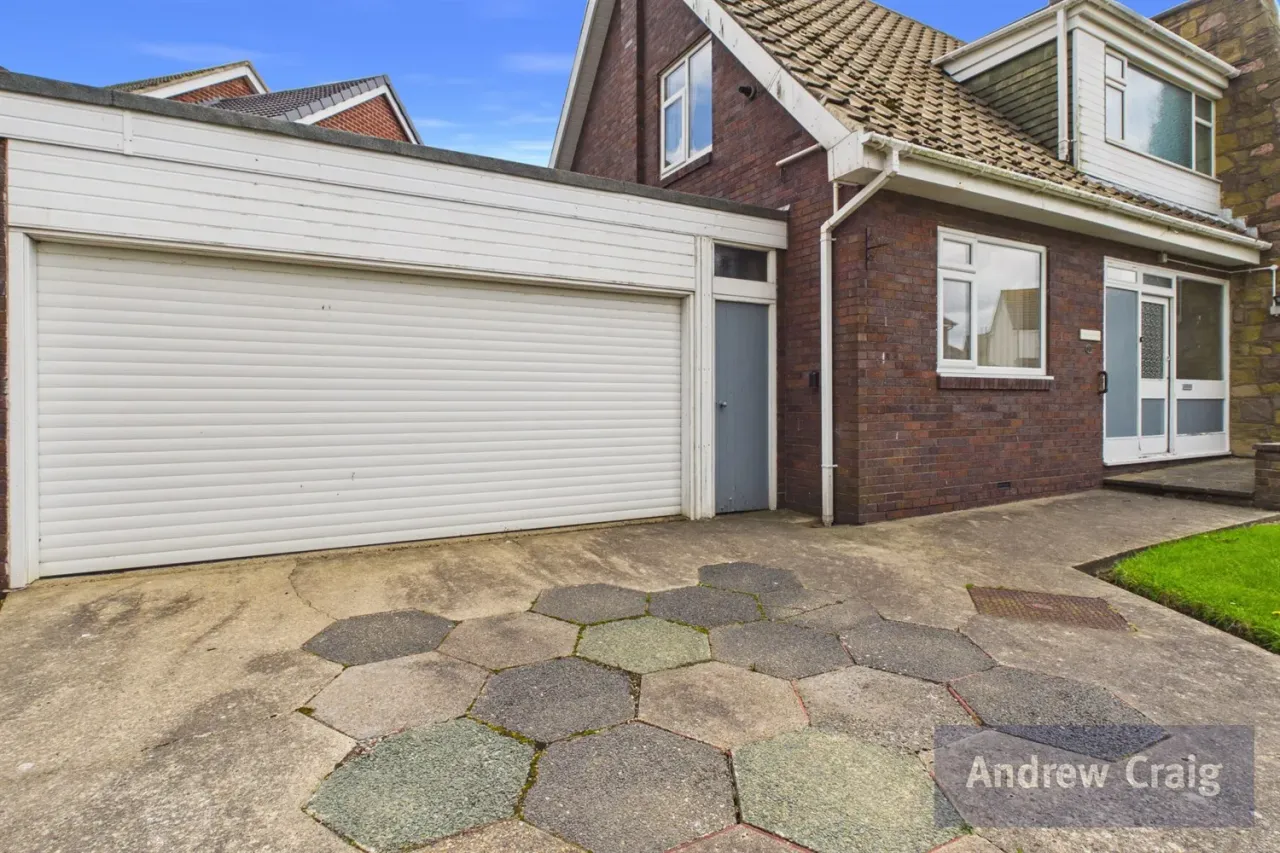 Lonsdale Avenue, South Bents Whitburn, SR6, photo 19