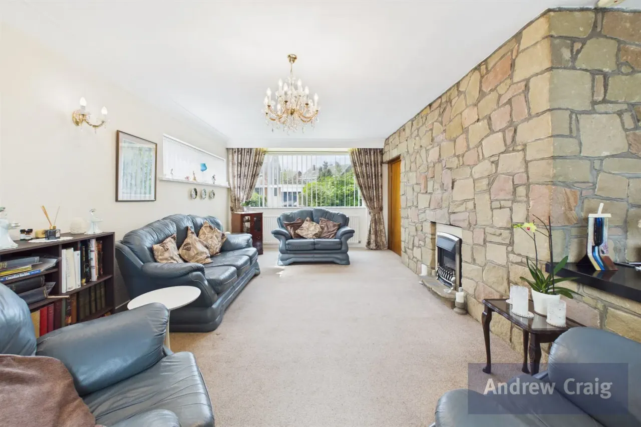 Lonsdale Avenue, South Bents Whitburn, SR6, photo 7
