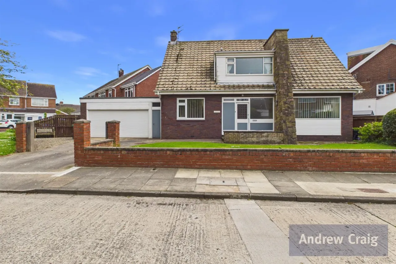 3 bed house for sale, Lonsdale Avenue, South Bents Whitburn, SR6