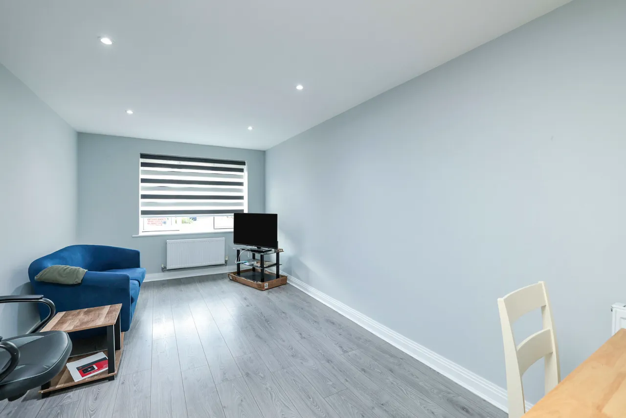 Kingsend Fees Apply, HA4, photo 6