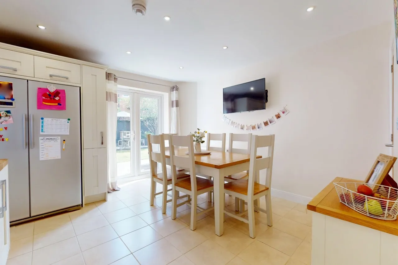 Dalefield Drive, Admaston, Telford TF5 0DP, photo 7