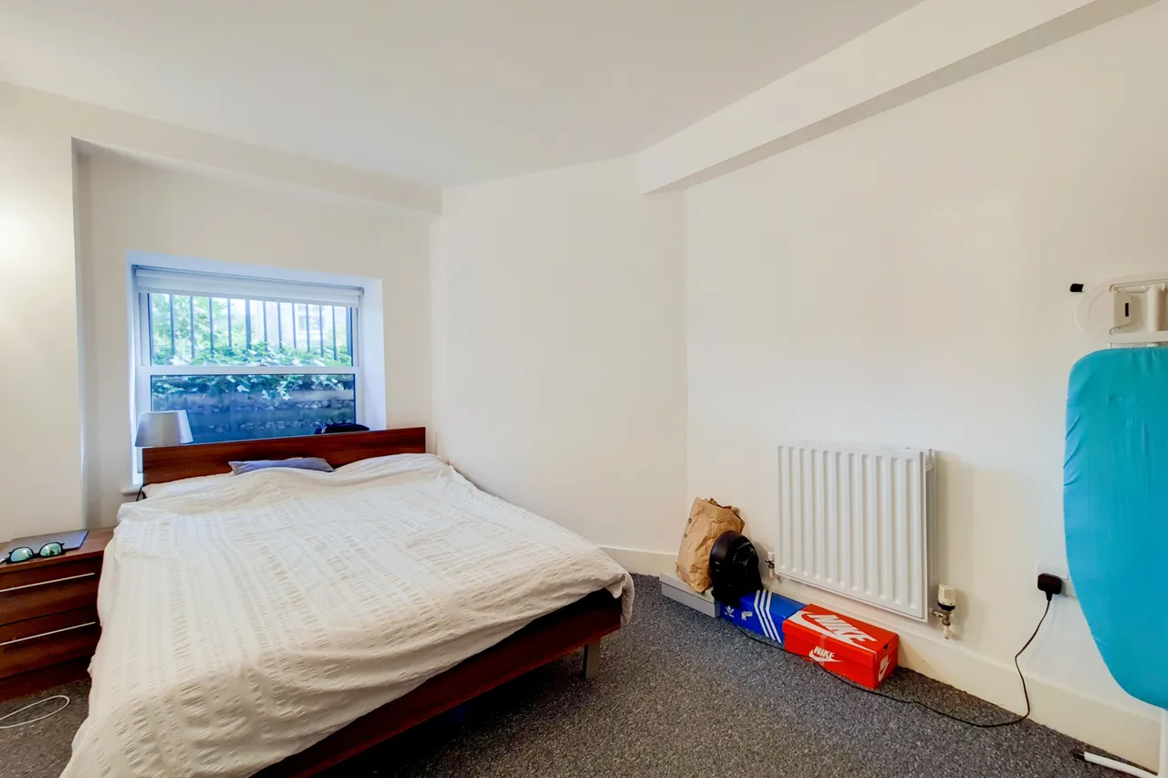 Flat 27 Building 22, Cadogan Road, London, photo 11