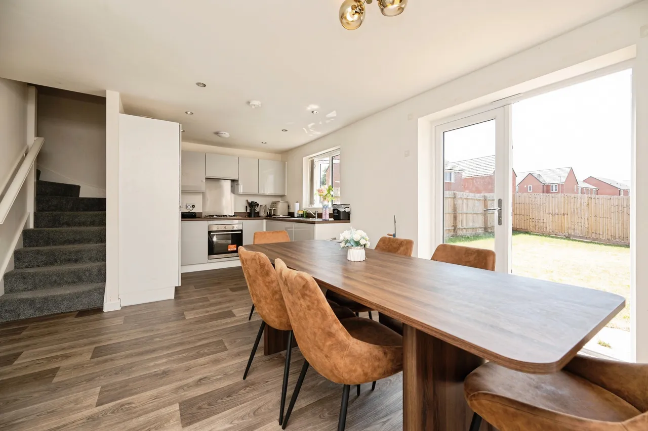 Brickworks Avenue, Kingswinford, photo 6