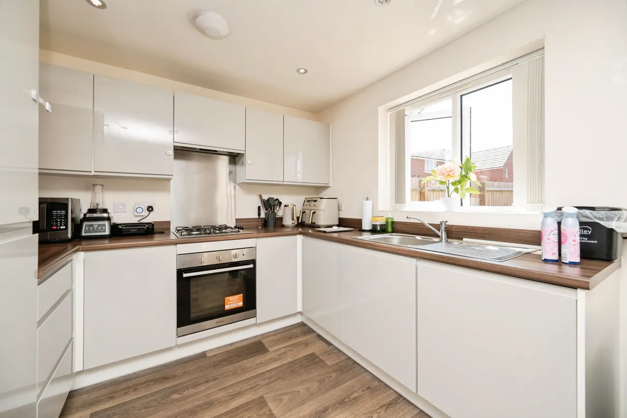 Brickworks Avenue, Kingswinford, photo 9