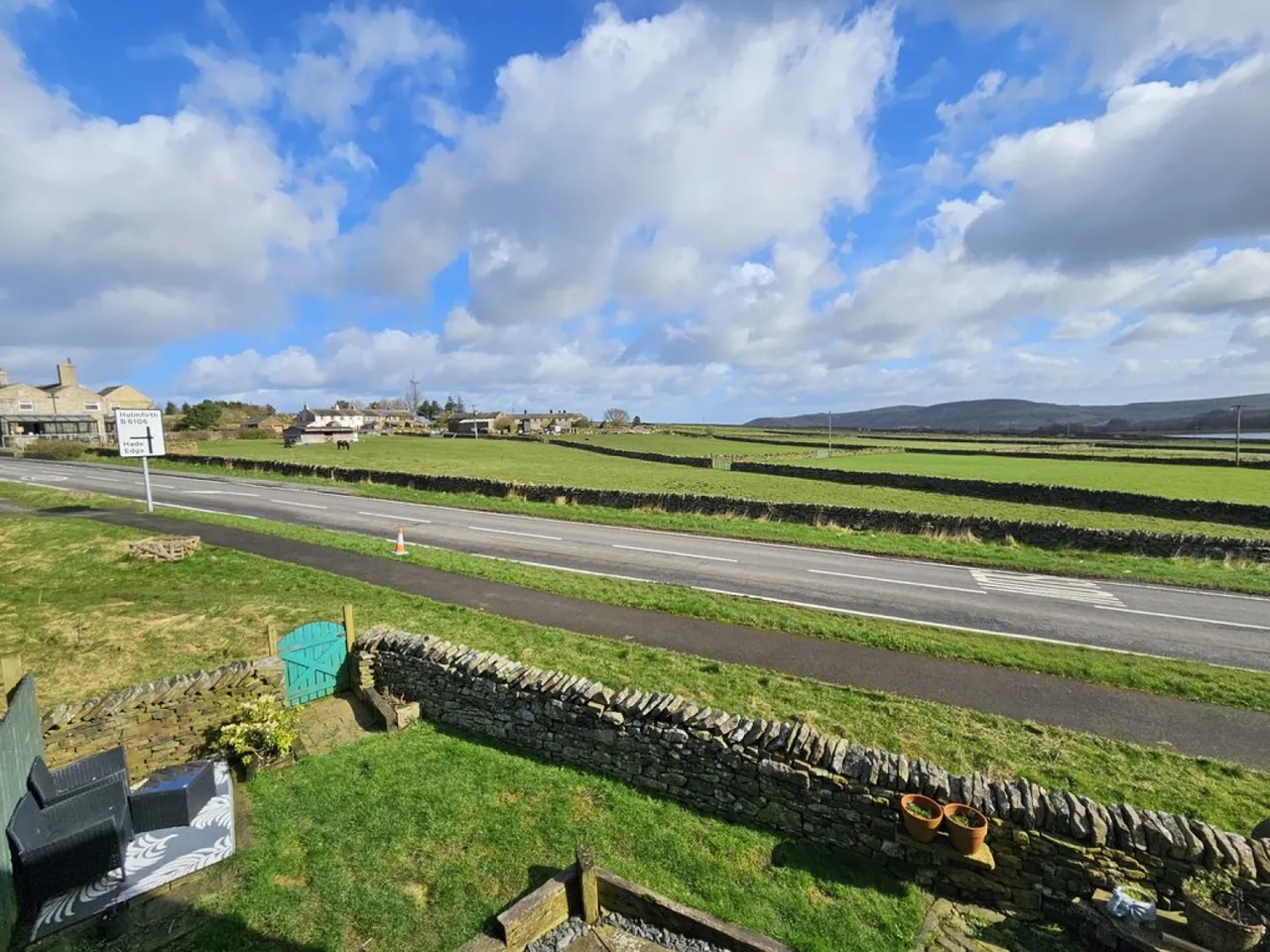 Hill Top View, Hade Edge, HD9, photo 2