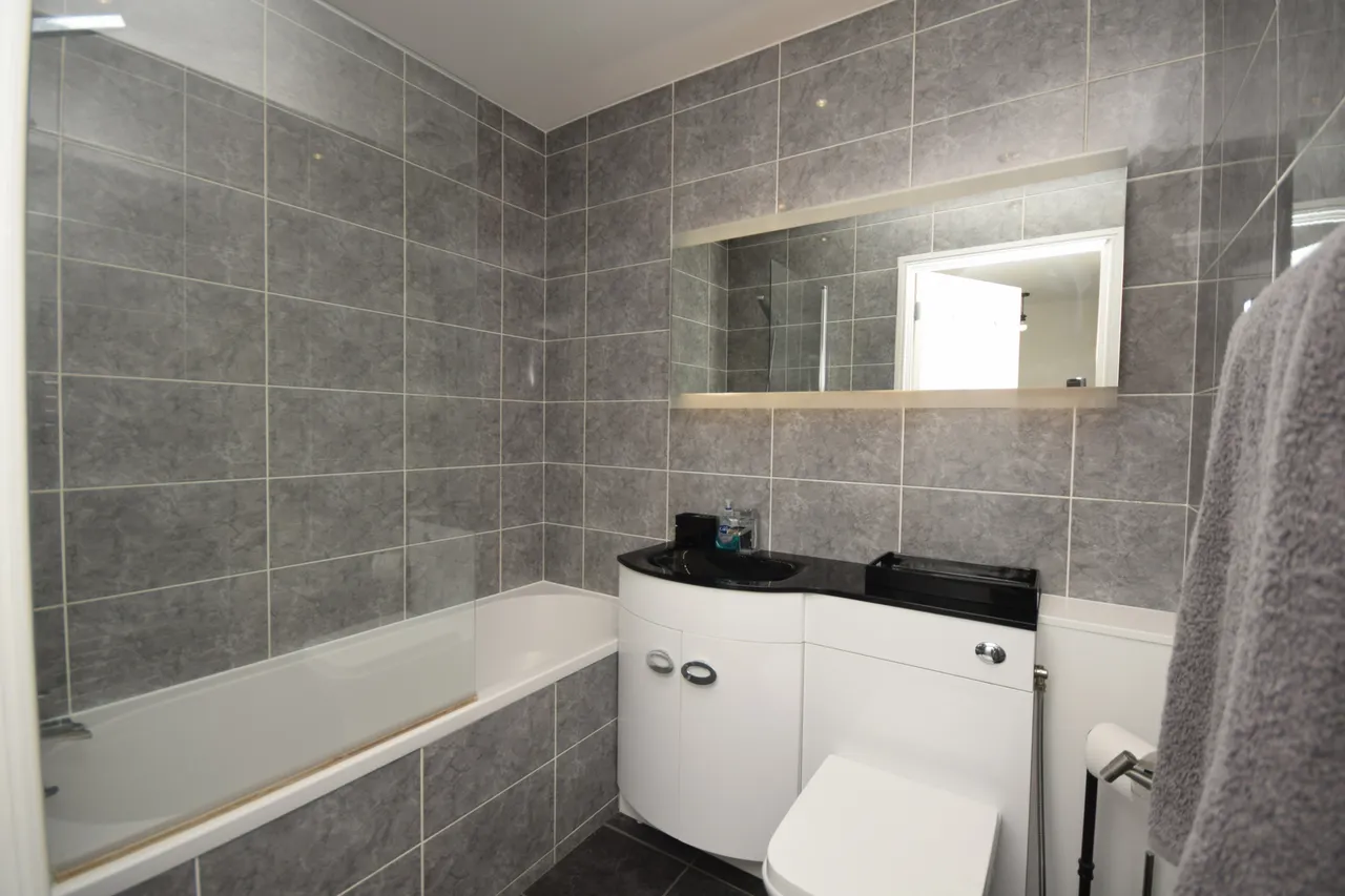 Parkhouse Court, Hatfield, AL10, photo 12