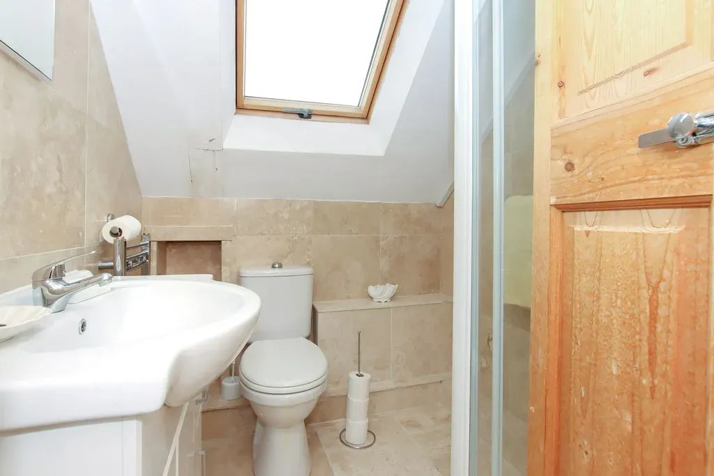 Twelve Leys, Wingrave, Buckinghamshire, HP22 4QL, photo 10