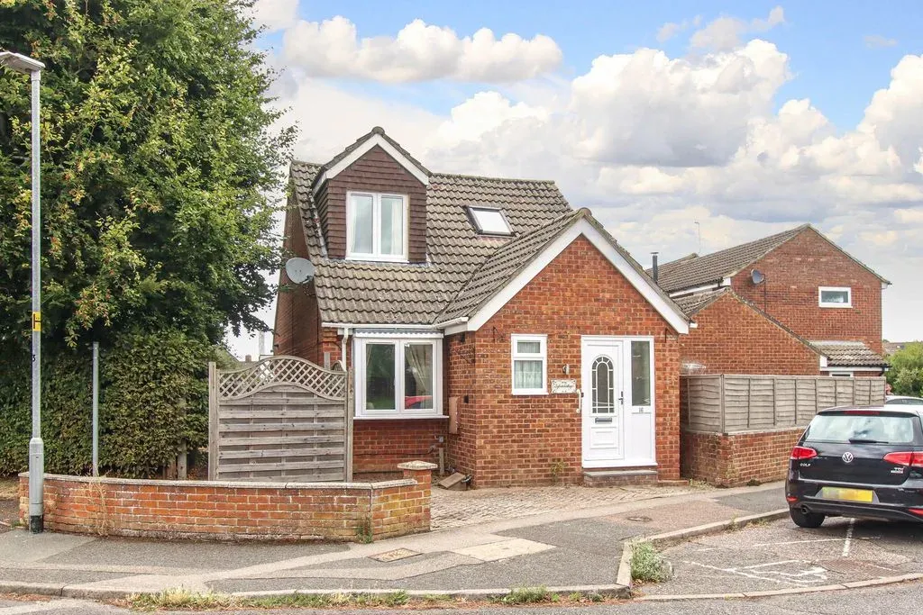 2 bed property for sale — Twelve Leys, Wingrave, Buckinghamshire, HP22 4QL