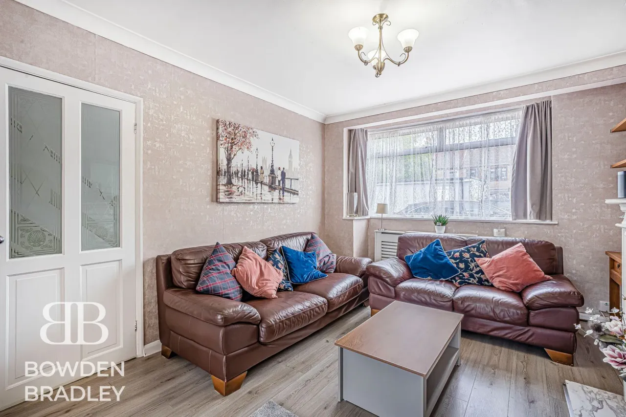 Kelly Way, Chadwell Heath, RM6, photo 4