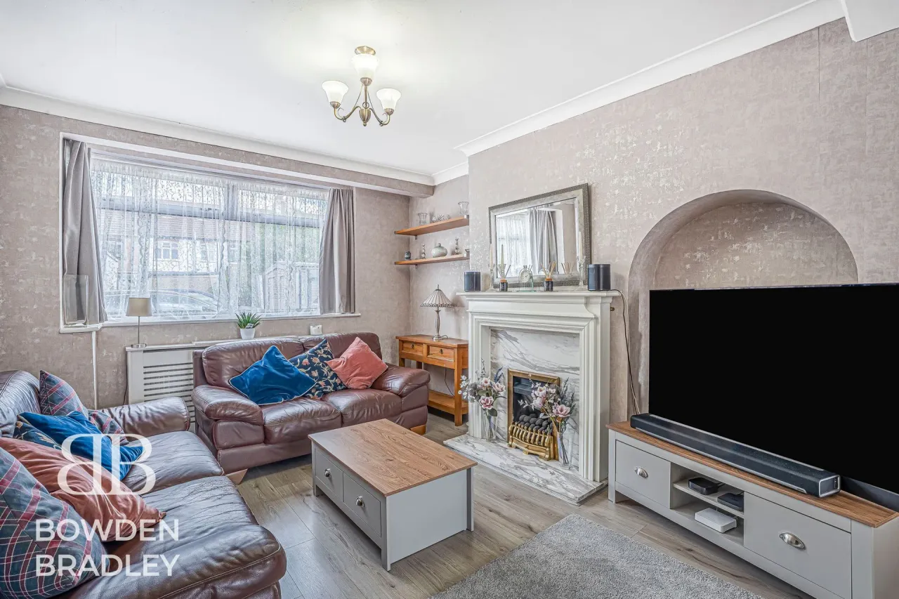 Kelly Way, Chadwell Heath, RM6, photo 6