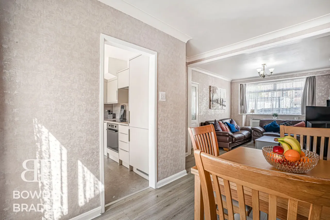 Kelly Way, Chadwell Heath, RM6, photo 8