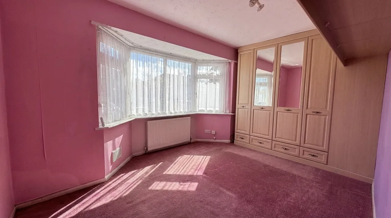 King Georges Road, Pilgrims Hatch, CM15, photo 11